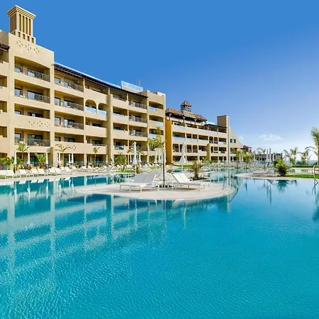 Gf Victoria Отель