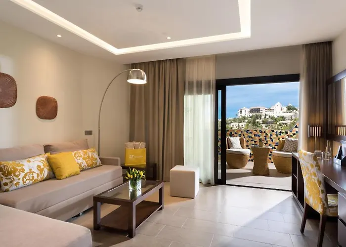 Gf Victoria Отель