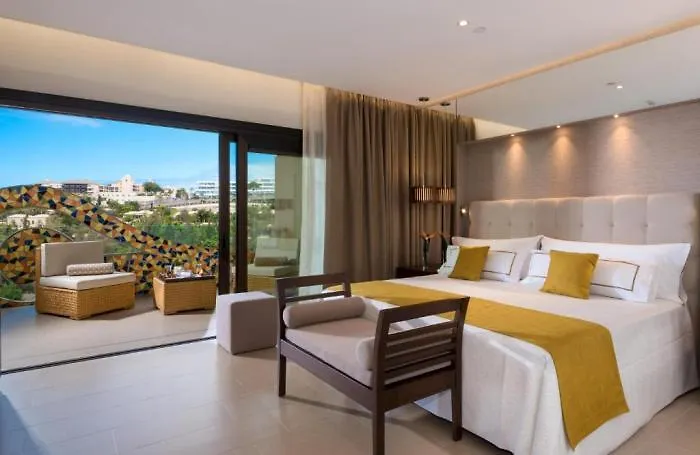 Отель Gf Victoria 5*